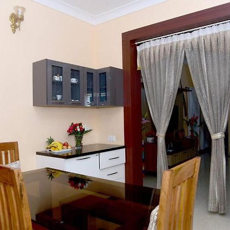 S R Luxurious Fully Ac 3 Bhk Bunglow Mysore Villa Eksteriør bilde