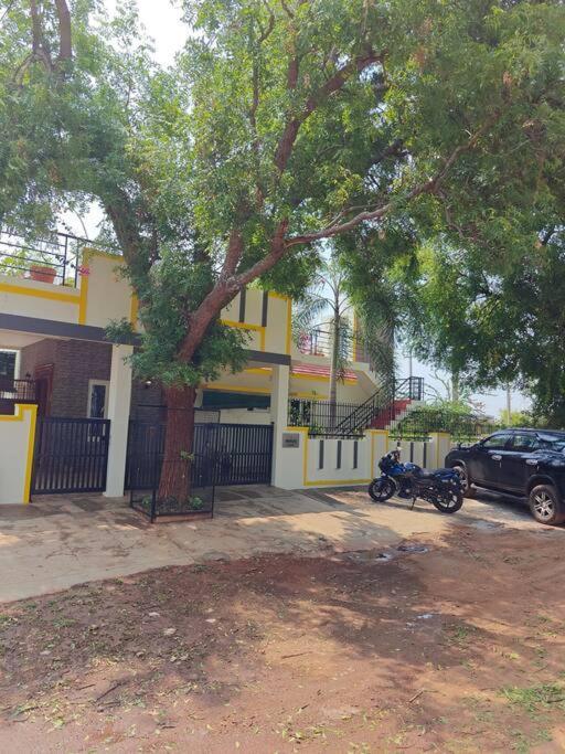 S R Luxurious Fully Ac 3 Bhk Bunglow Mysore Villa Eksteriør bilde